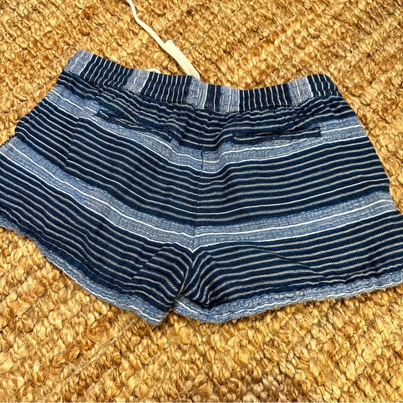 LOU & GREY nautical striped women’s short - Picture 4 of 14